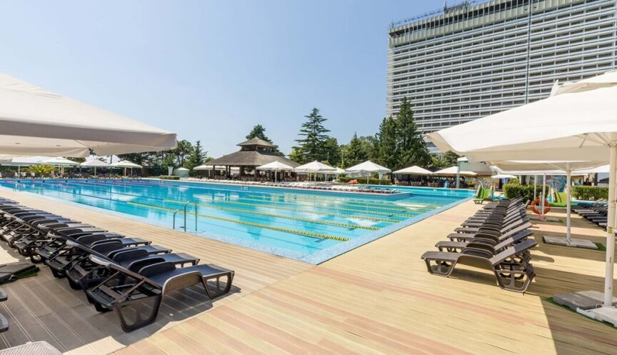 Территория отеля